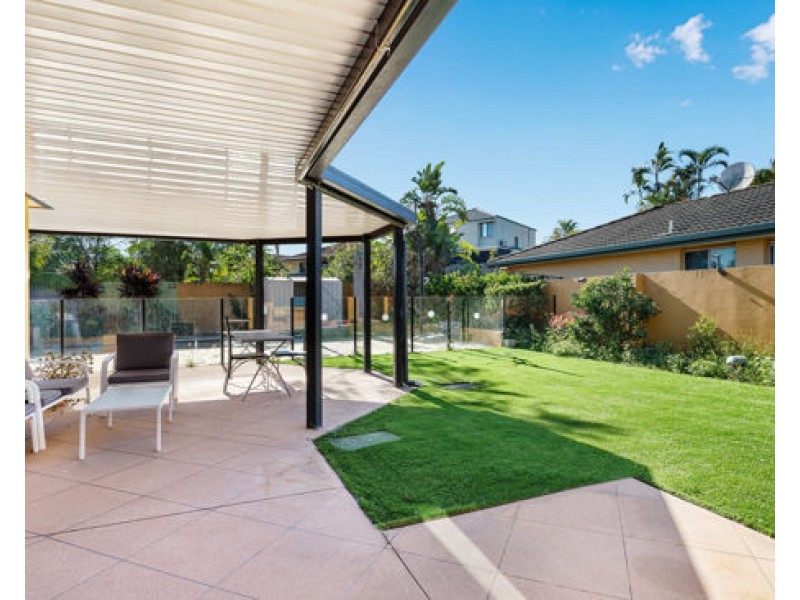 31 Nottinghill Gate Drive, Arundel QLD 4214