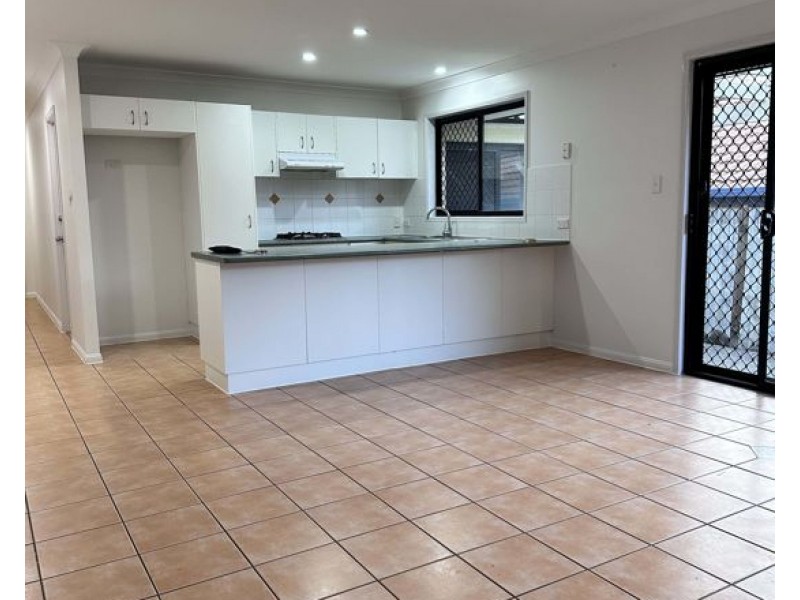 54 Leyburn Cres, Forest Lake QLD 4078