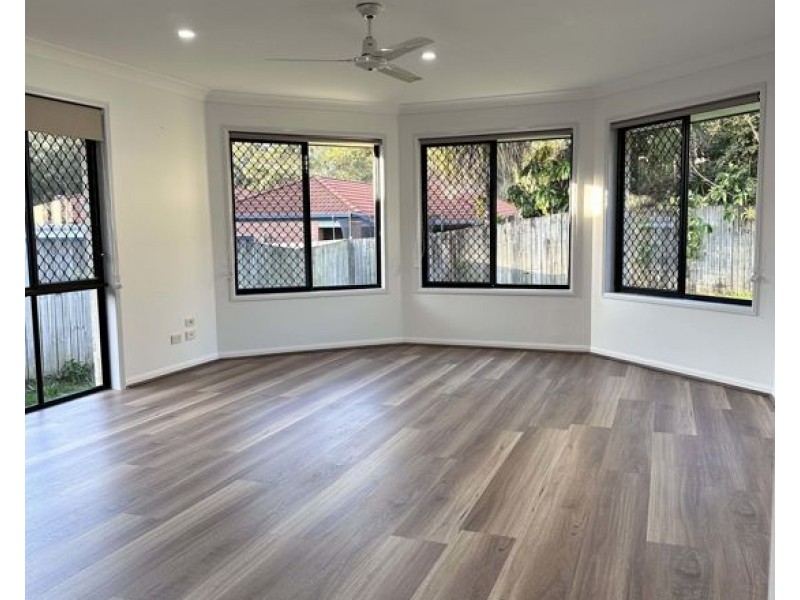 54 Leyburn Cres, Forest Lake QLD 4078