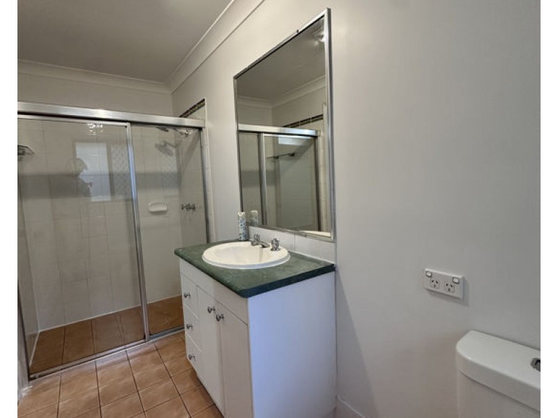 54 Leyburn Cres, Forest Lake QLD 4078