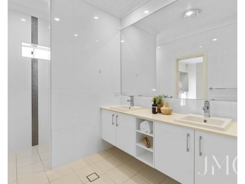 128 Ormeau Ridge Road, Ormeau Hills QLD 4208