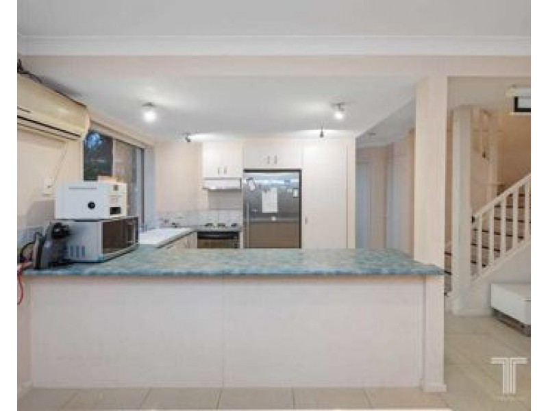 11/127-143 Greenacre Drive, Parkwood QLD 4214