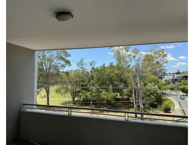 17/2 Campbell Street, Toowong QLD 4066