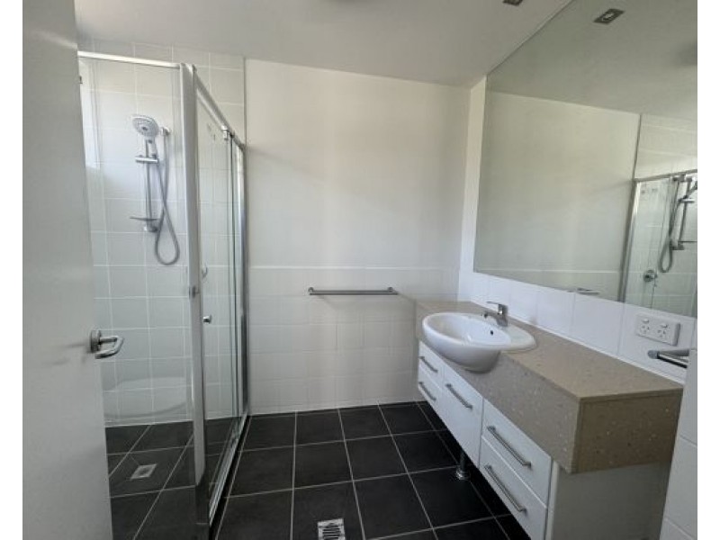 17/2 Campbell Street, Toowong QLD 4066