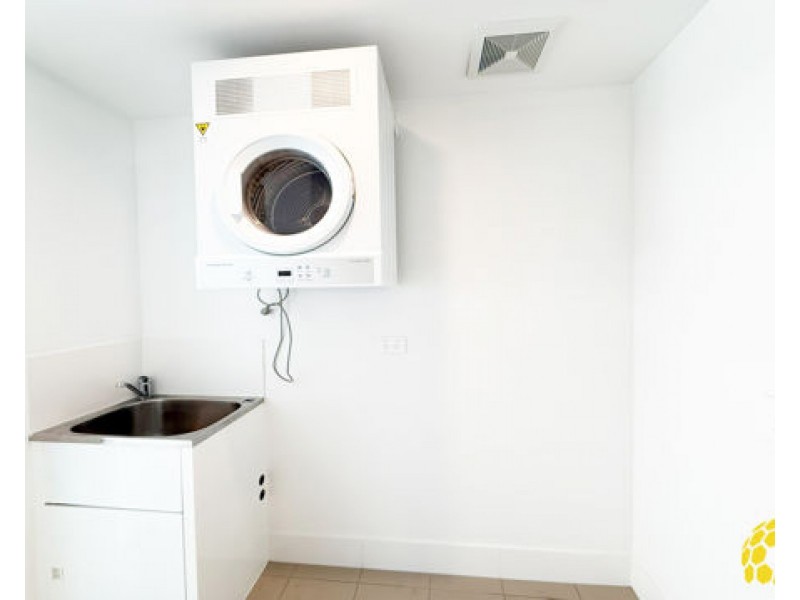 18/37 Sickle Avenue, Hope Island QLD 4212