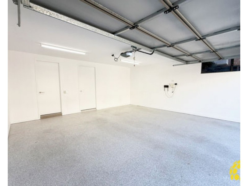 18/37 Sickle Avenue, Hope Island QLD 4212