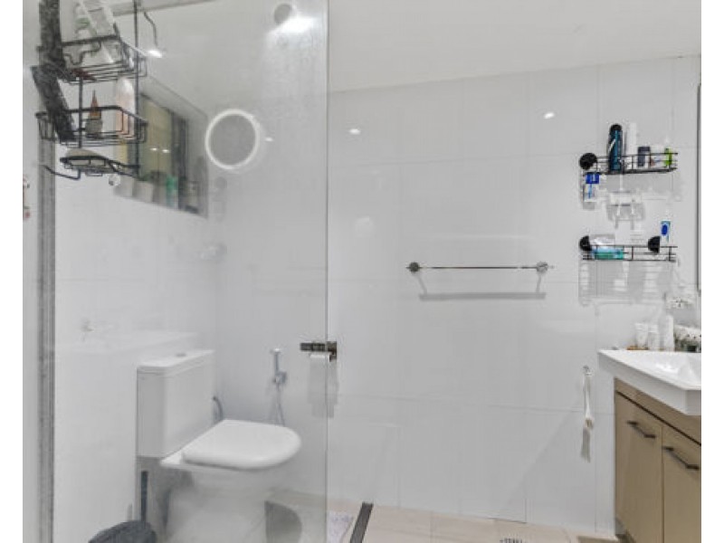 204/23 Robinson Place, Kelvin Grove QLD 4059