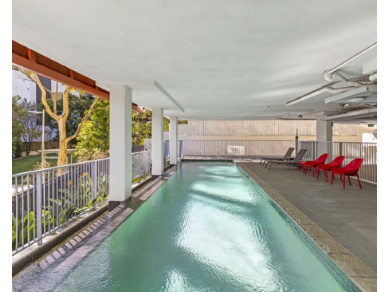 204/23 Robinson Place, Kelvin Grove QLD 4059