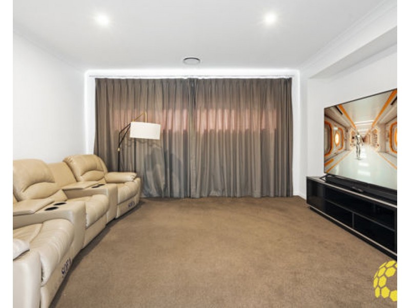 89 Serenity Boulevard, Helensvale QLD 4212