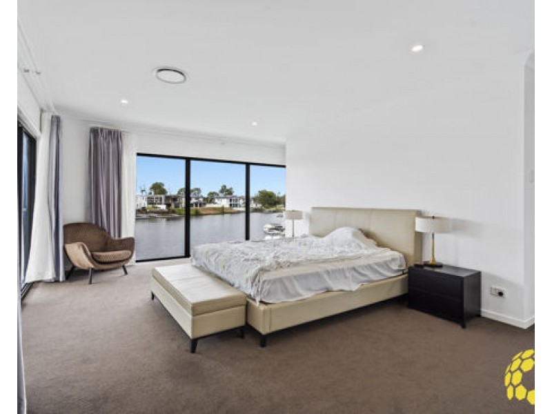 89 Serenity Boulevard, Helensvale QLD 4212