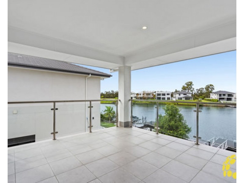 89 Serenity Boulevard, Helensvale QLD 4212