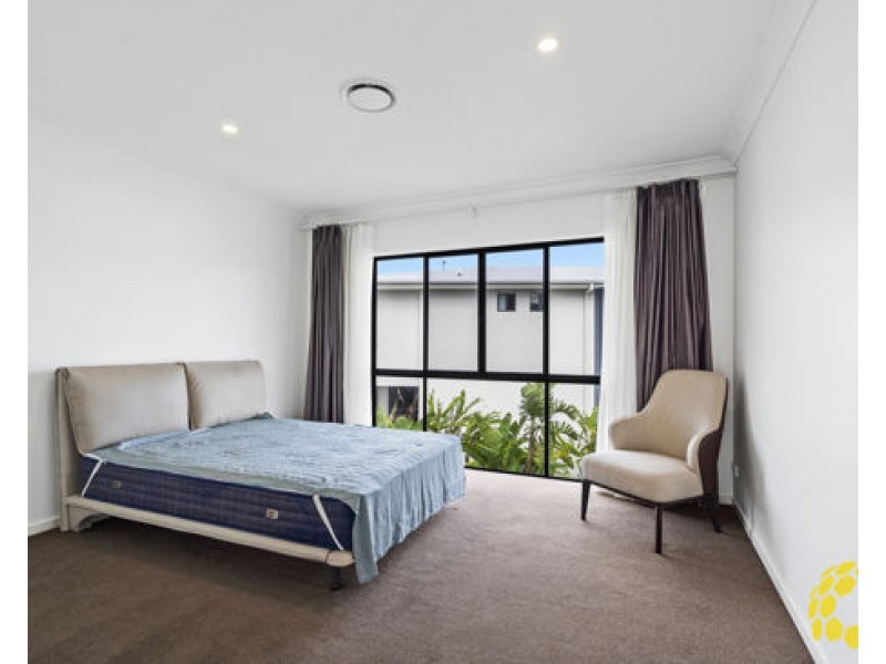 89 Serenity Boulevard, Helensvale QLD 4212
