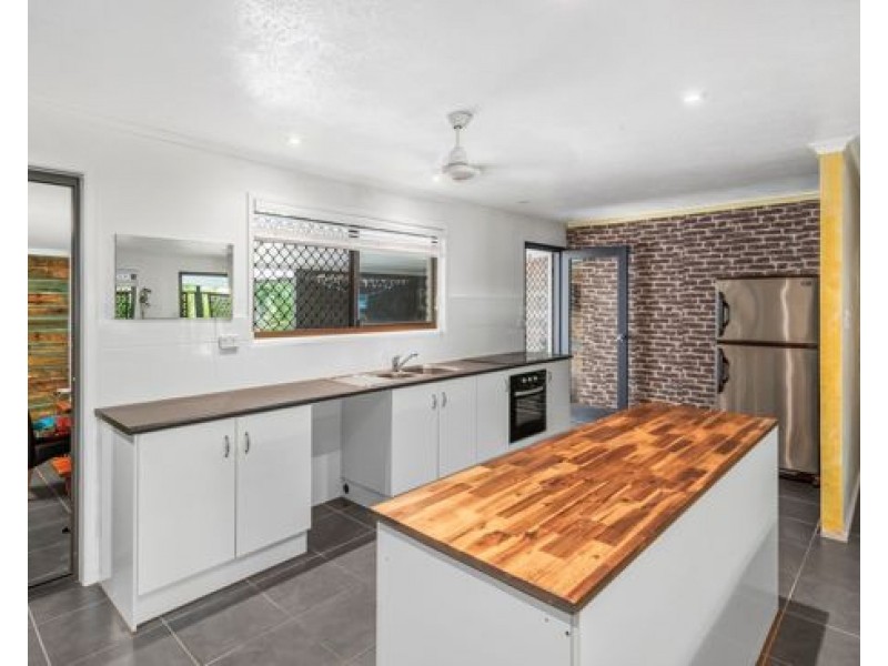 16 Katandra Cl, Trinity Beach QLD 4879