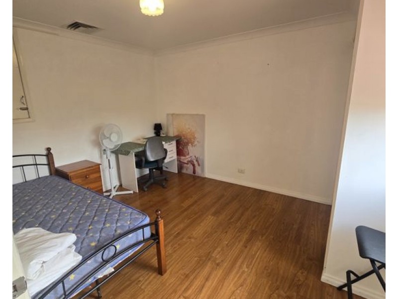 3 Banwell Cr, Carindale QLD 4152