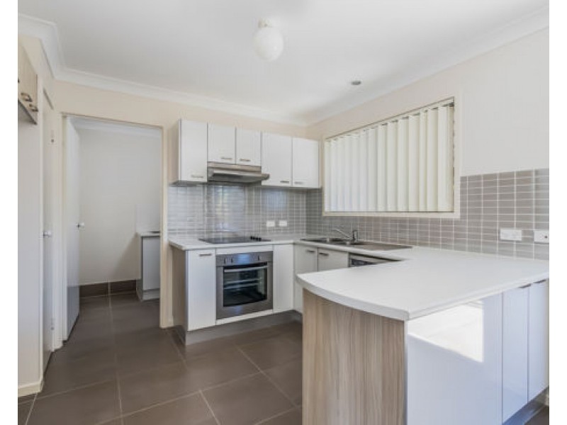 21 6 CLEARWATER STREET, Bethania QLD 4205