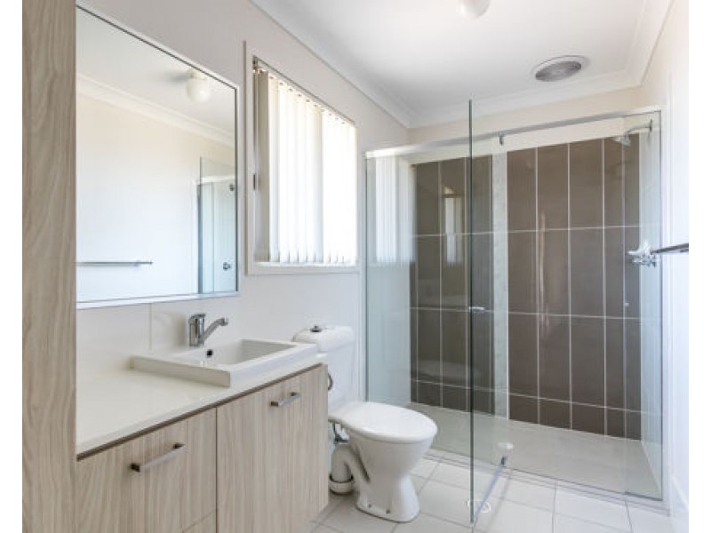 21 6 CLEARWATER STREET, Bethania QLD 4205