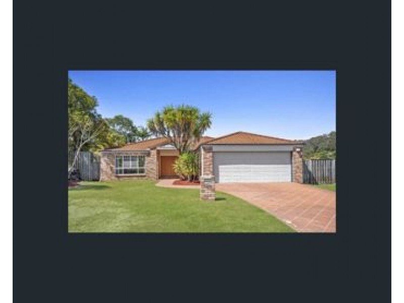 20 Feathertop Crescent, Pacific Pines QLD 4211