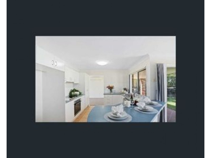 20 Feathertop Crescent, Pacific Pines QLD 4211