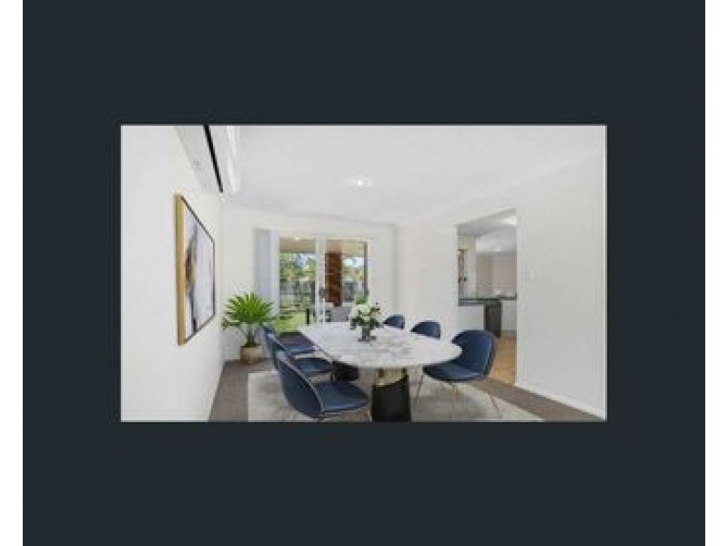 20 Feathertop Crescent, Pacific Pines QLD 4211