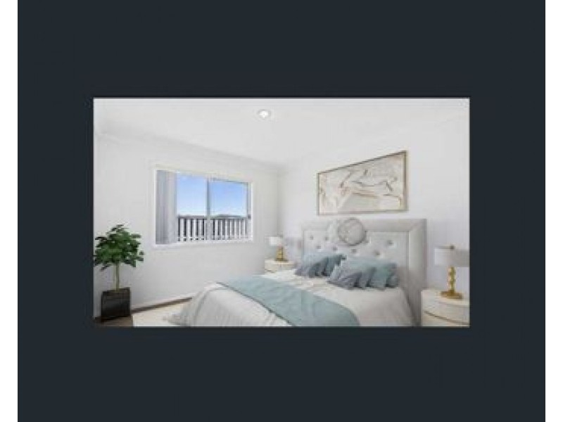 20 Feathertop Crescent, Pacific Pines QLD 4211