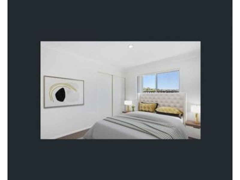 20 Feathertop Crescent, Pacific Pines QLD 4211