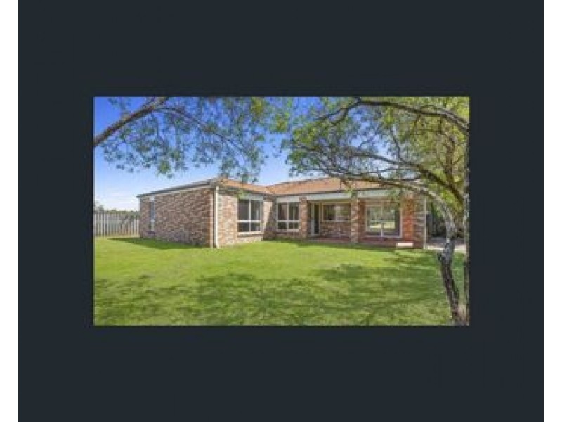 20 Feathertop Crescent, Pacific Pines QLD 4211