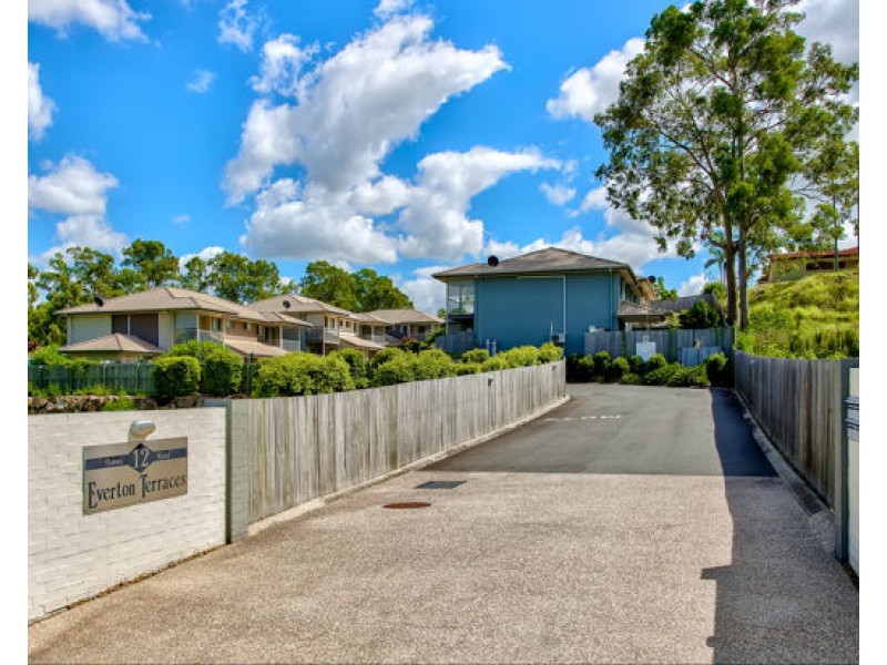 18 / 12 Timms Road, Everton Hills QLD 4053