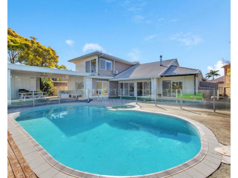 42 Blair Athol Crescent, Sorrento QLD 4217