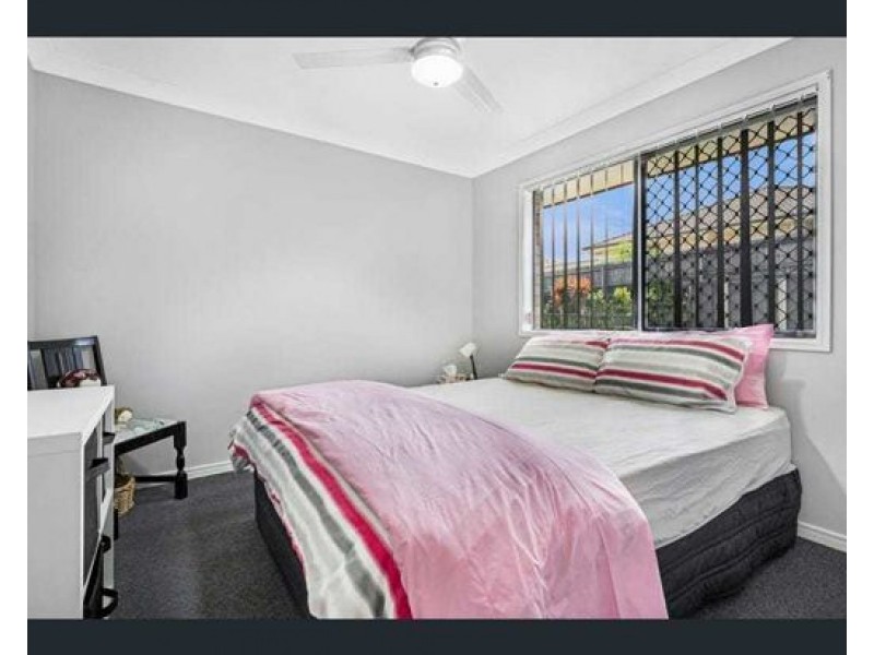 3 Glenveagh Place, Kallangur QLD 4503