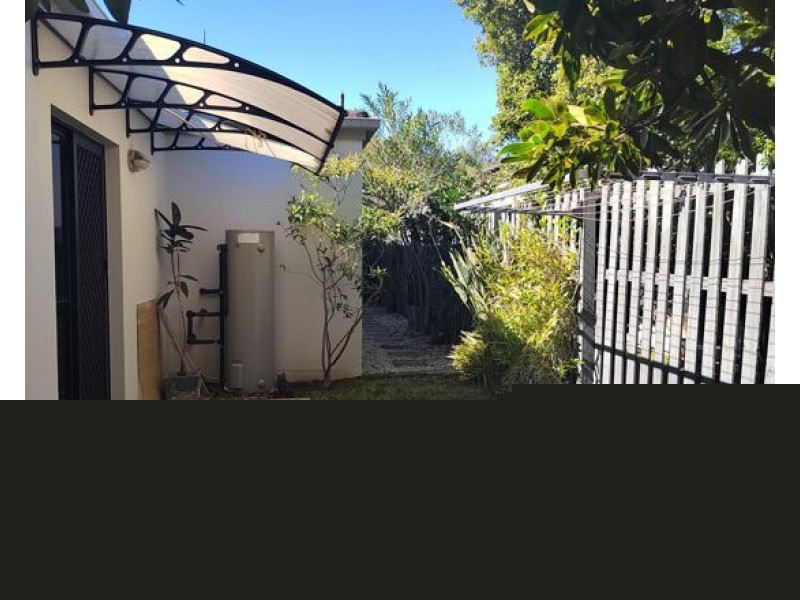 14 Blackwattle Circuit, Arundel QLD 4214
