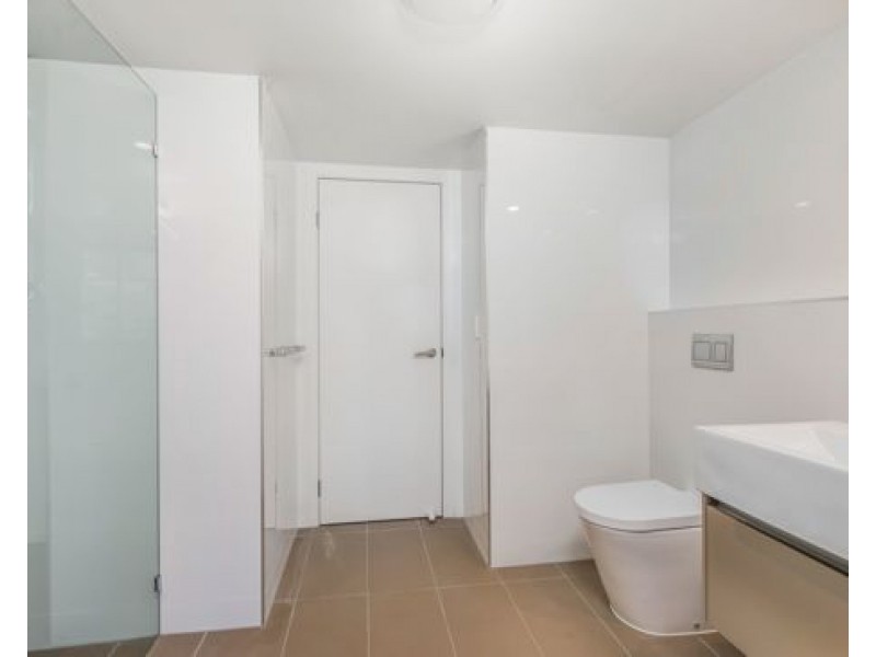 Unit 811 45 Wellington Road, East Brisbane QLD 4169