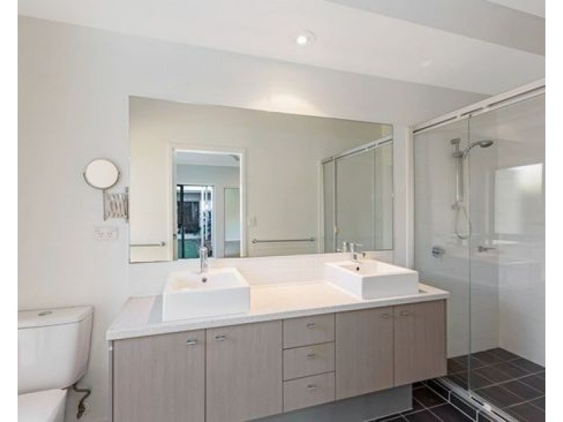 51 Watervale Parade, Wakerley QLD 4154