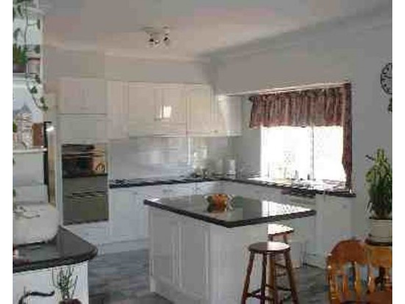 15 Carlia Street, Wynnum West QLD 4178