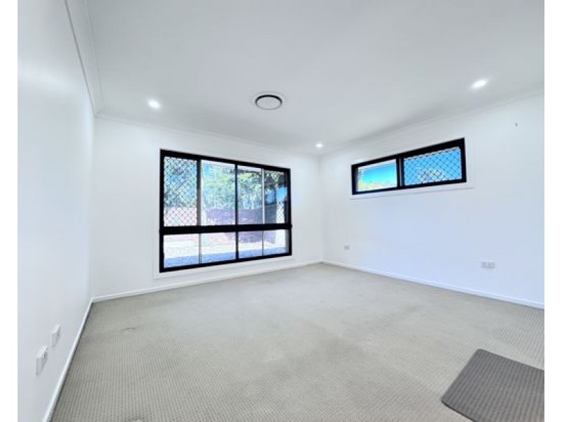 153 Hellawell Road, Sunnybank Hills QLD 4109