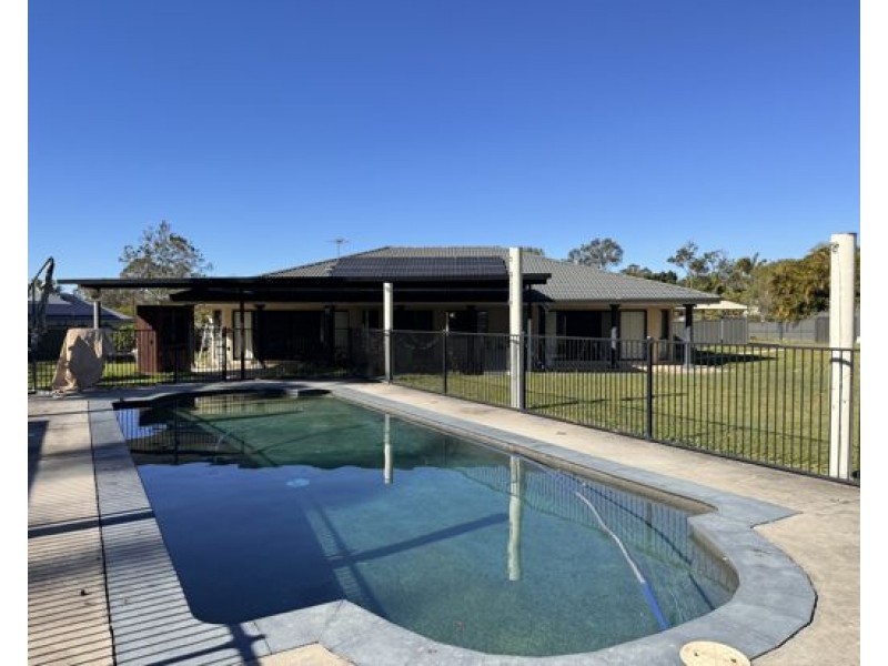 11-15 Eacham Court, Munruben QLD 4125