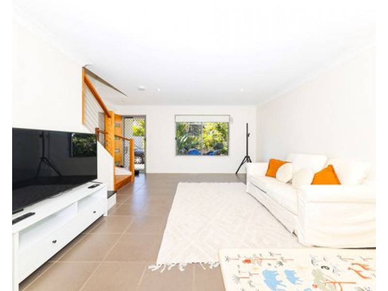 40 20 Kianawah Road South, Manly West QLD 4179