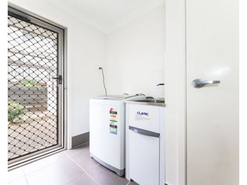 40 20 Kianawah Road South, Manly West QLD 4179