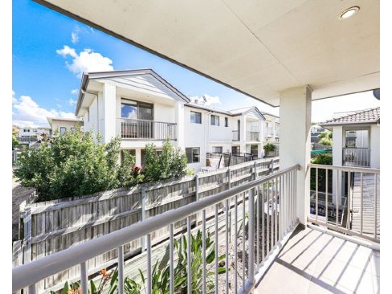 40 20 Kianawah Road South, Manly West QLD 4179