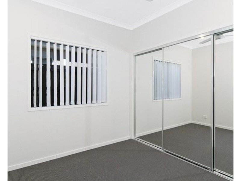 5 ROTHBURY TERRACE, Pimpama QLD 4209