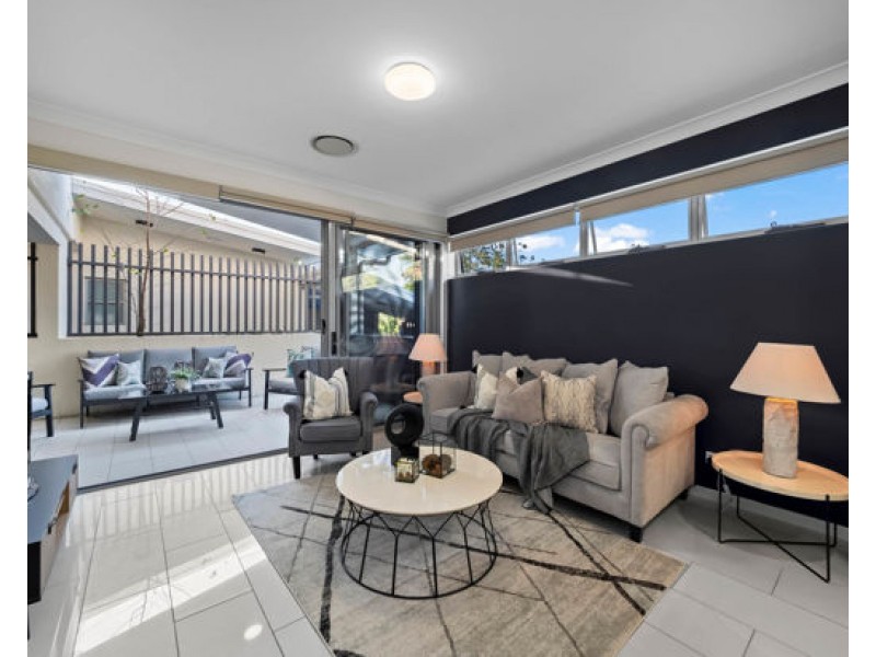 Unit 6/96 Dell Road, St Lucia QLD 4067