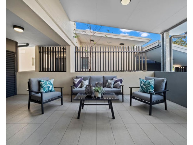Unit 6/96 Dell Road, St Lucia QLD 4067