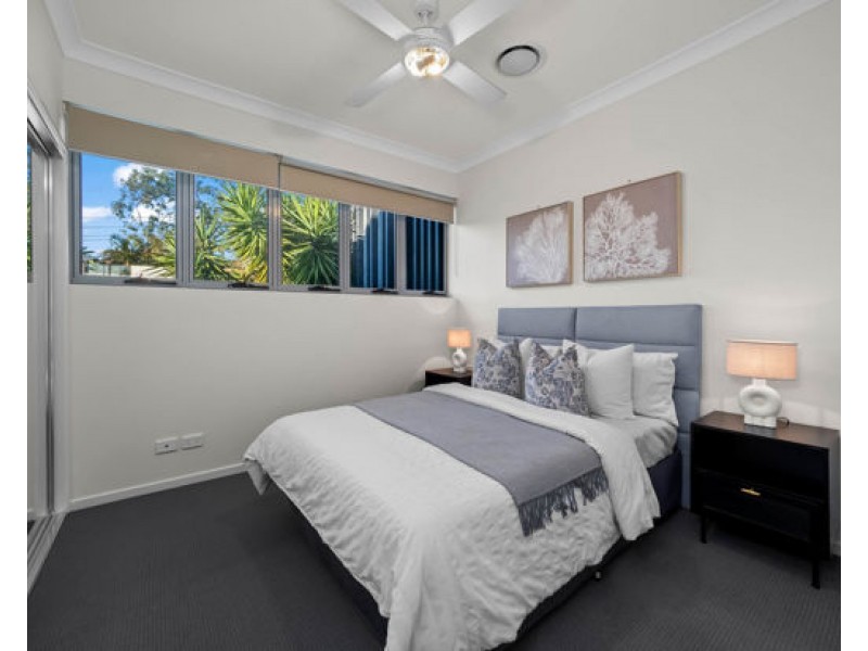 Unit 6/96 Dell Road, St Lucia QLD 4067
