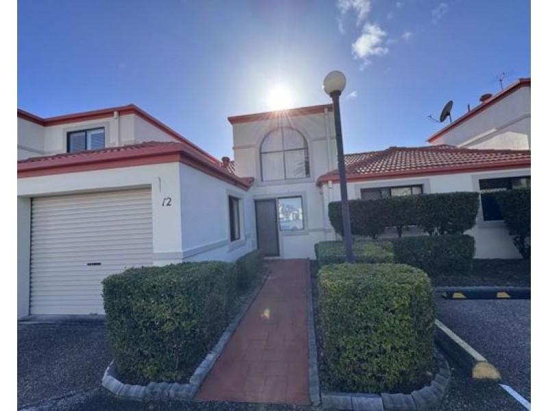 12 74 Plaza Street, Wynnum West QLD 4178