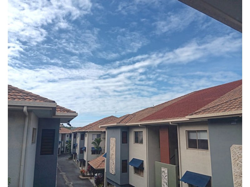 910 40 Clifton Road, Clifton Beach QLD 4879