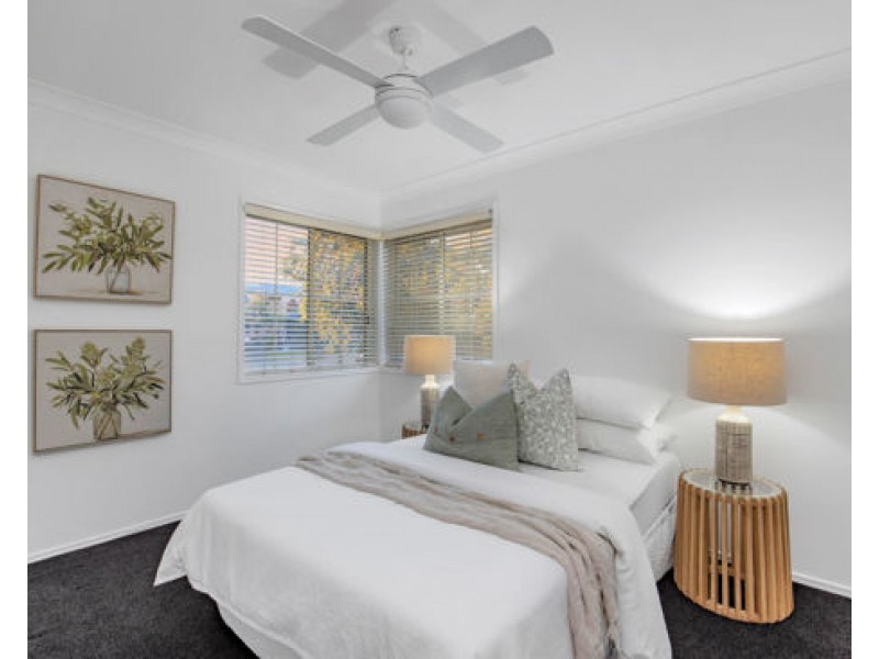 27 Grandview Place, Carindale QLD 4152