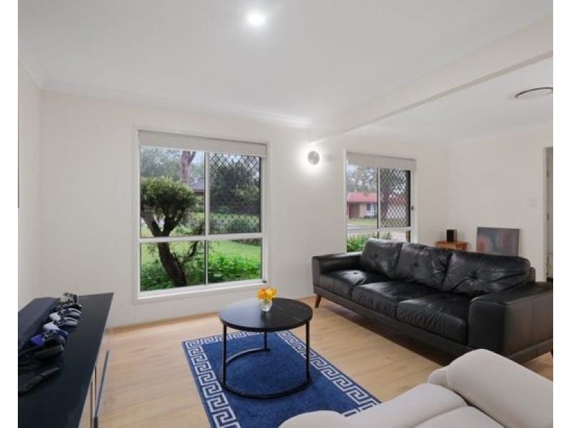 5 Benarkin Street, Forest Lake QLD 4078