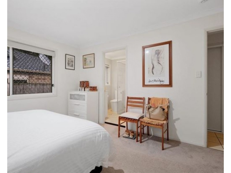 5 Benarkin Street, Forest Lake QLD 4078