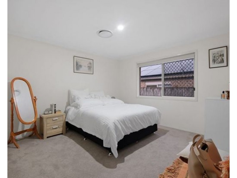 5 Benarkin Street, Forest Lake QLD 4078