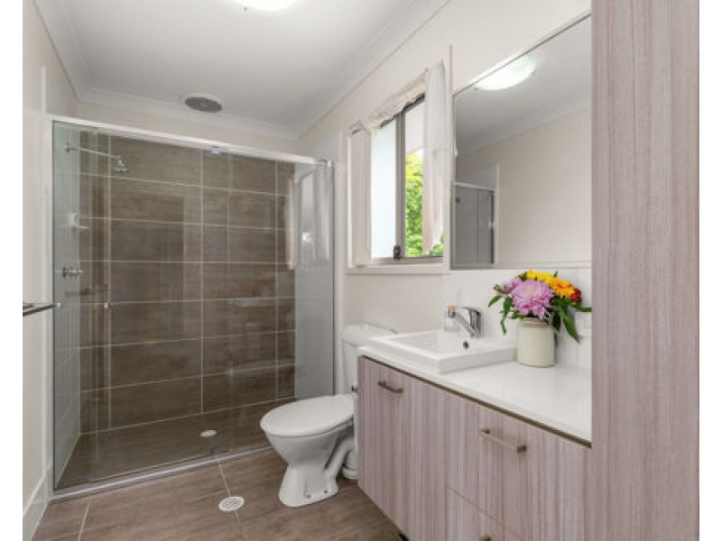 27/1 Gumview Street, Albany Creek QLD 4035