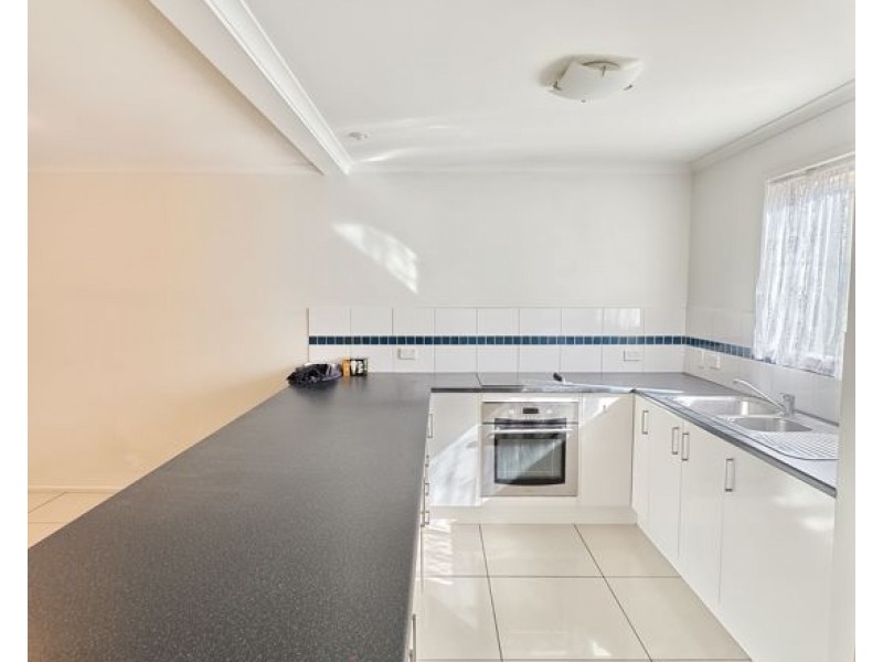 52 Blackwood Rd, Logan Central QLD 4114